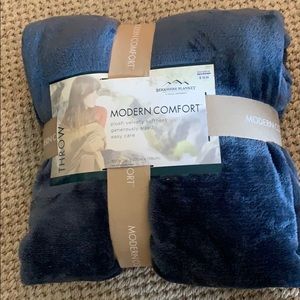 Brand new velvety blanket